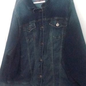 TORRID Denim Jacket Size 6
